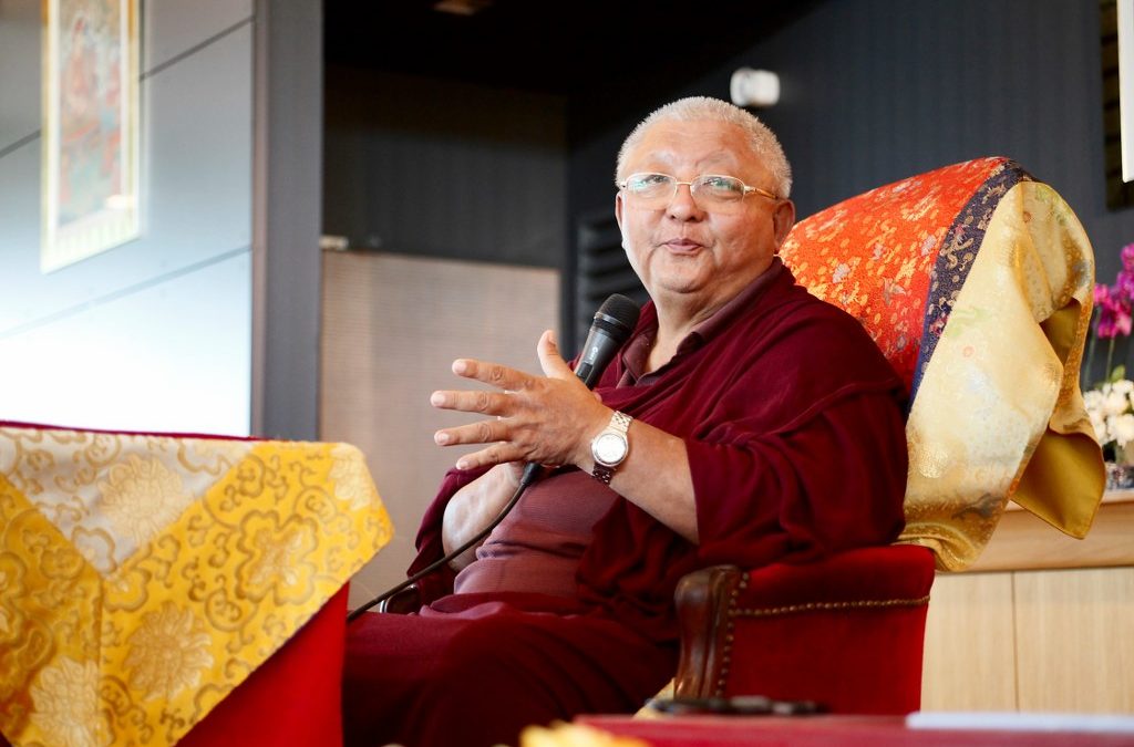 Posez-vous et pratiquez avec sincérité – Enseignements de lama Jigmé Rinpoché